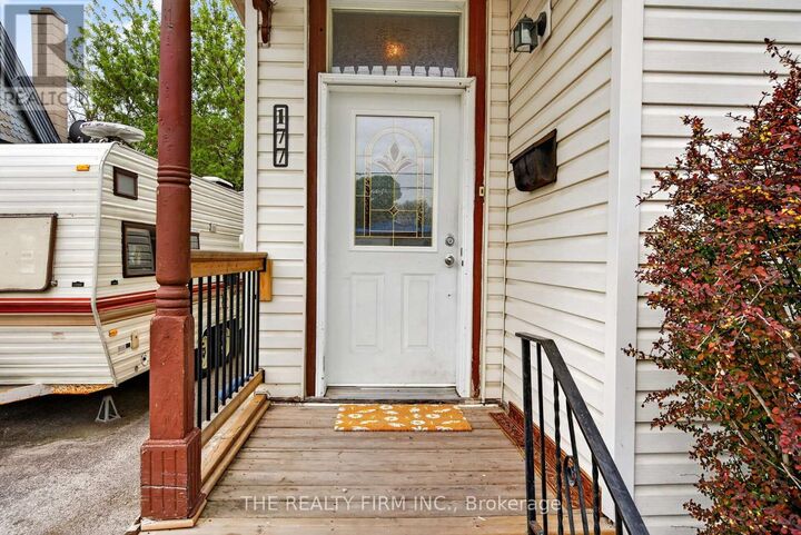 Property Photo:  177 Rectory Street  ON N5Z 2A4 