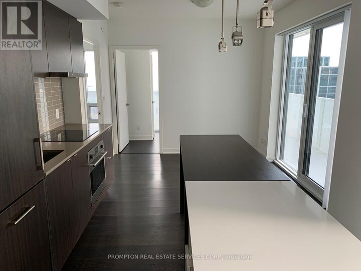 Property Photo:  88 Harbour Street 4410  ON M5J 1B7 
