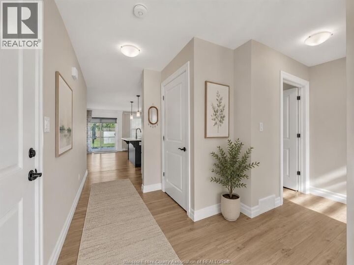 Property Photo:  201 Meadowview Avenue  ON N9V 0G1 