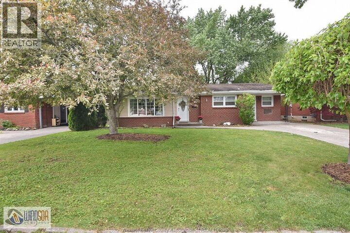 Property Photo:  3165 Virginia Park Avenue  ON N9E 2C1 