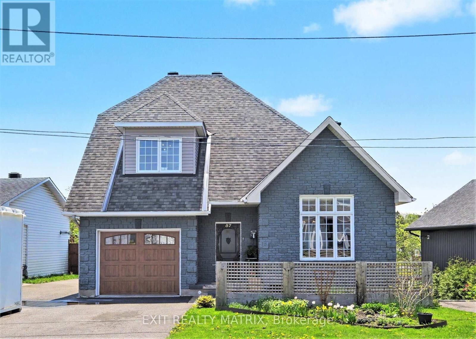 Property Photo:  87 Forget Street  ON K0A 1W0 