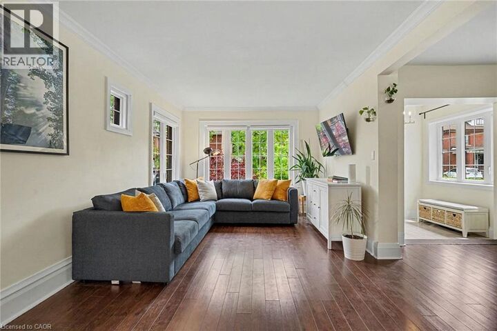 Property Photo:  30 South Province Street South  ON L8K 2K6 