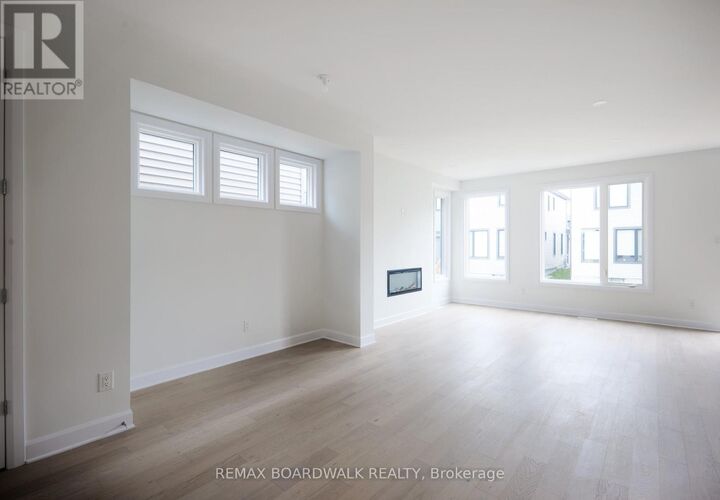 Property Photo:  592 Roundhouse Crescent  ON K2S 1K4 
