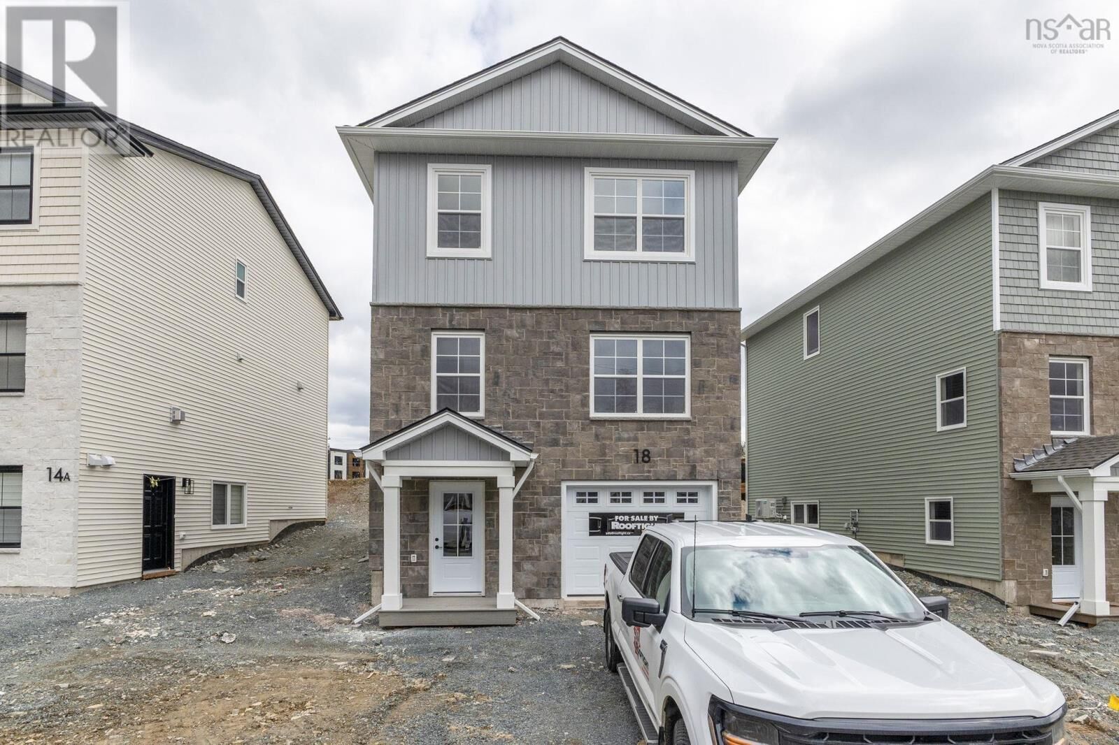 Property Photo: 18 Pearlgarden Close 5 NS B2X 0C2
