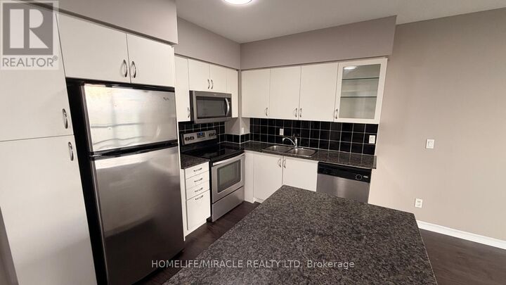 Property Photo:  2230 Lake Shore Boulevard West 1503  ON M8Y 0A2 