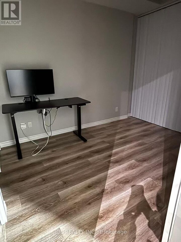 Property Photo:  101 Charles Street East 318  ON M4Y 0A9 