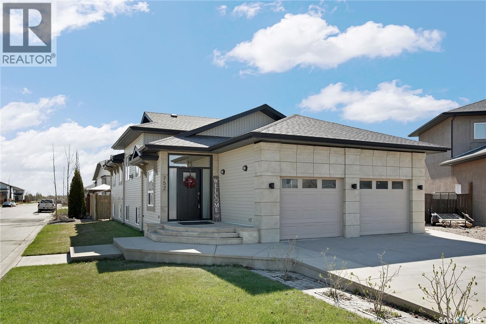 Property Photo: 752 Reddekopp Drive SK S0K 2T2