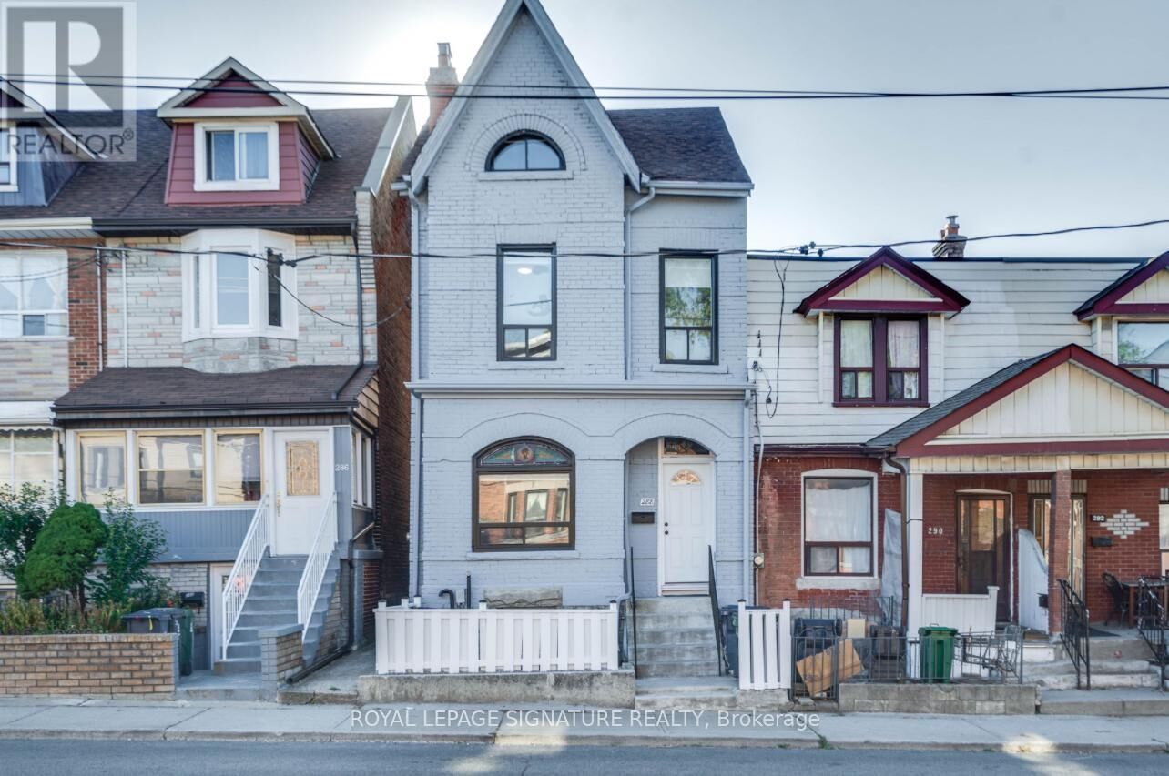 Property Photo:  288 Ossington Avenue 2nd/3rd  ON M6J 3A3 