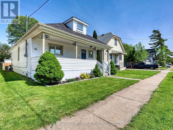 Property Photo:  73 Harriet Street  ON L3B 2H6 