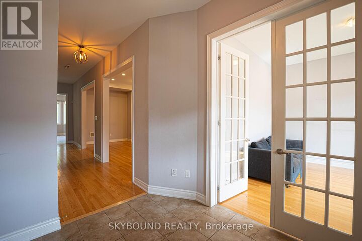 Property Photo:  3217 Meadow Marsh Crescent  ON L6H 7H5 