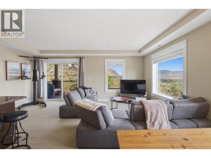Property Photo: 975 Victoria W Street 202 BC V2C 0C2