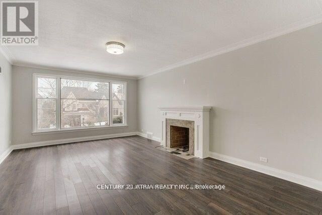 Property Photo:  46 Fenn Avenue  ON M2L 1M8 