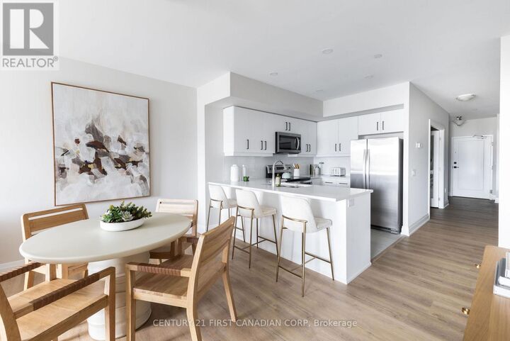 Property Photo:  4286 East King Street 1007  ON N2P 2E9 