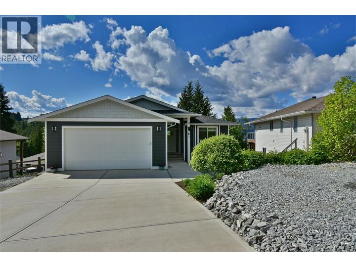 Property Photo:  2592 Alpen Paradies Road #38  BC V0E 1H1 