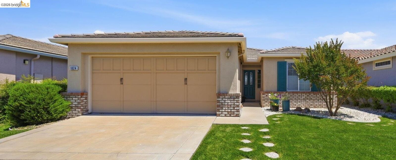 Property Photo:  1024 Diamante  CA 94571 