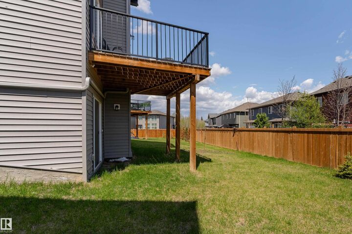 Property Photo:  5323 Lark Landing Landing NW  AB T5S 0P2 