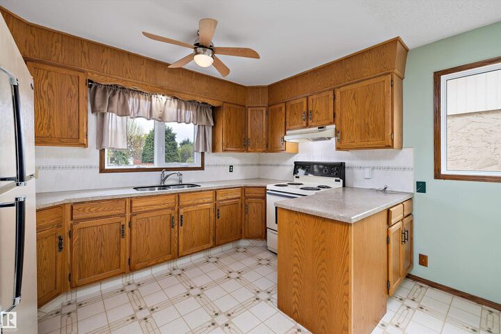 Property Photo: 16307 111 Street NW AB T5X 2A9