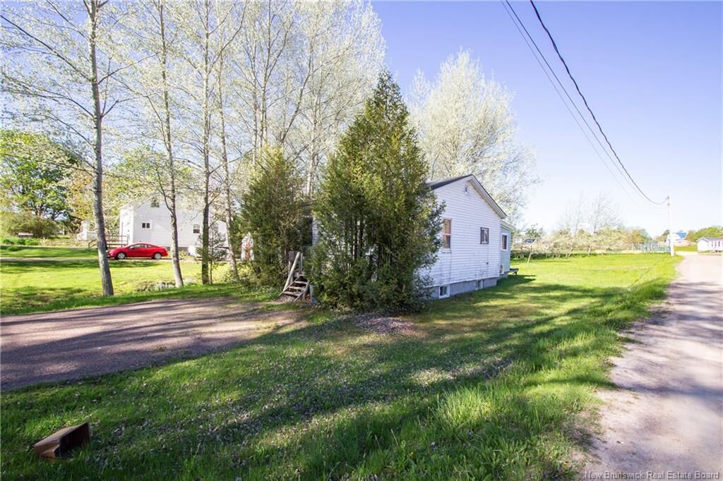 Property Photo:  27 Richardson Street  NB E4L 4H7 