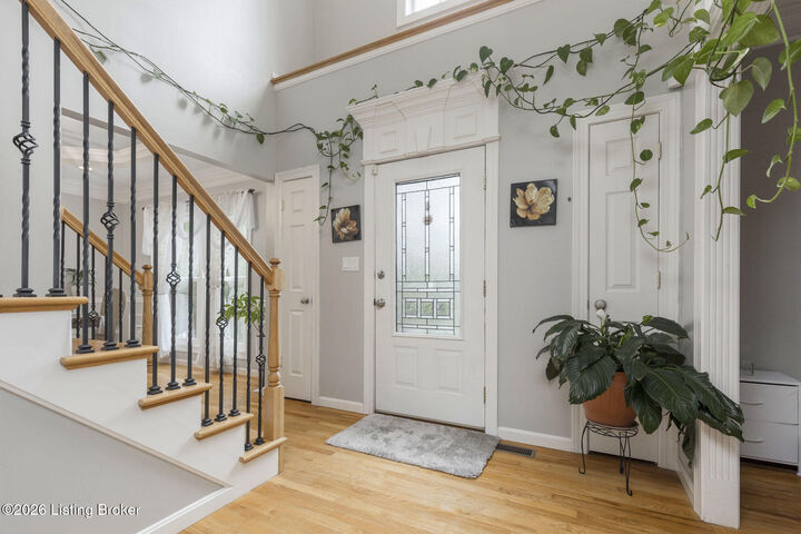 Property Photo:  17411 Polo Run Ln  KY 40245 