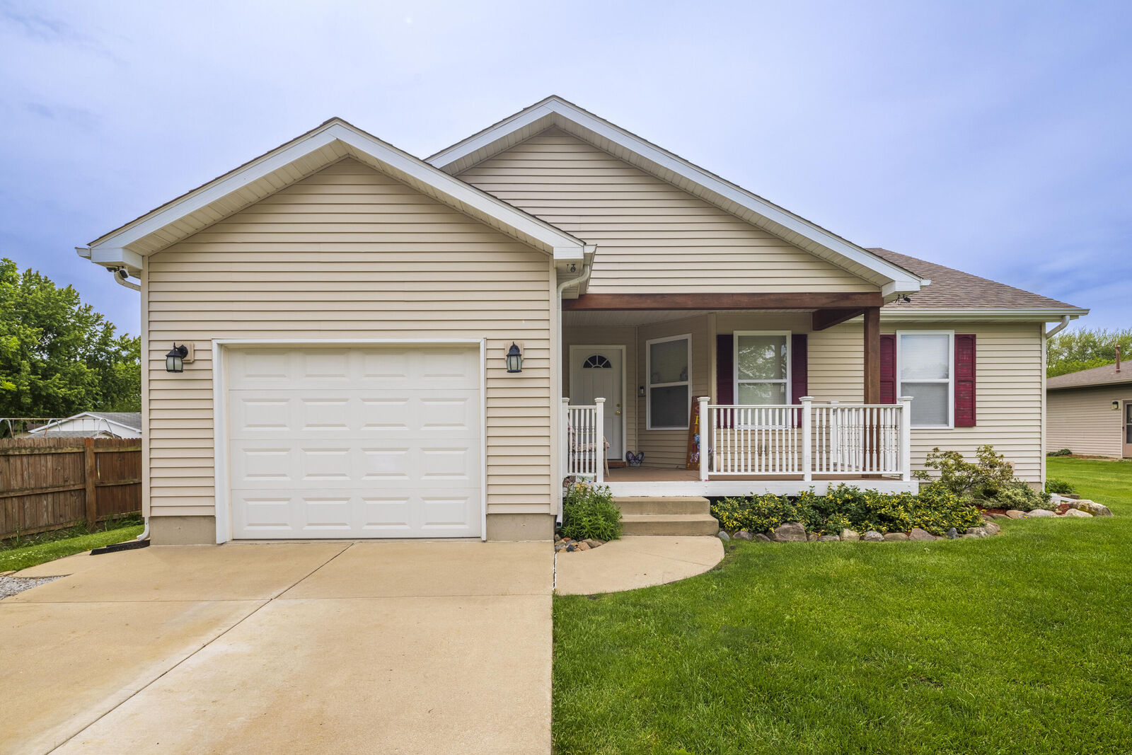 Property Photo:  116 Fir Court  IN 46341 