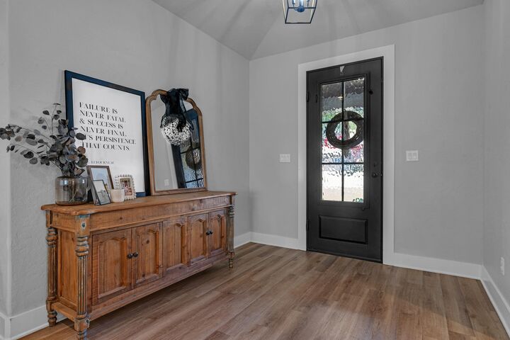 Property Photo:  201 Saddle Brook Circle  TX 75650 