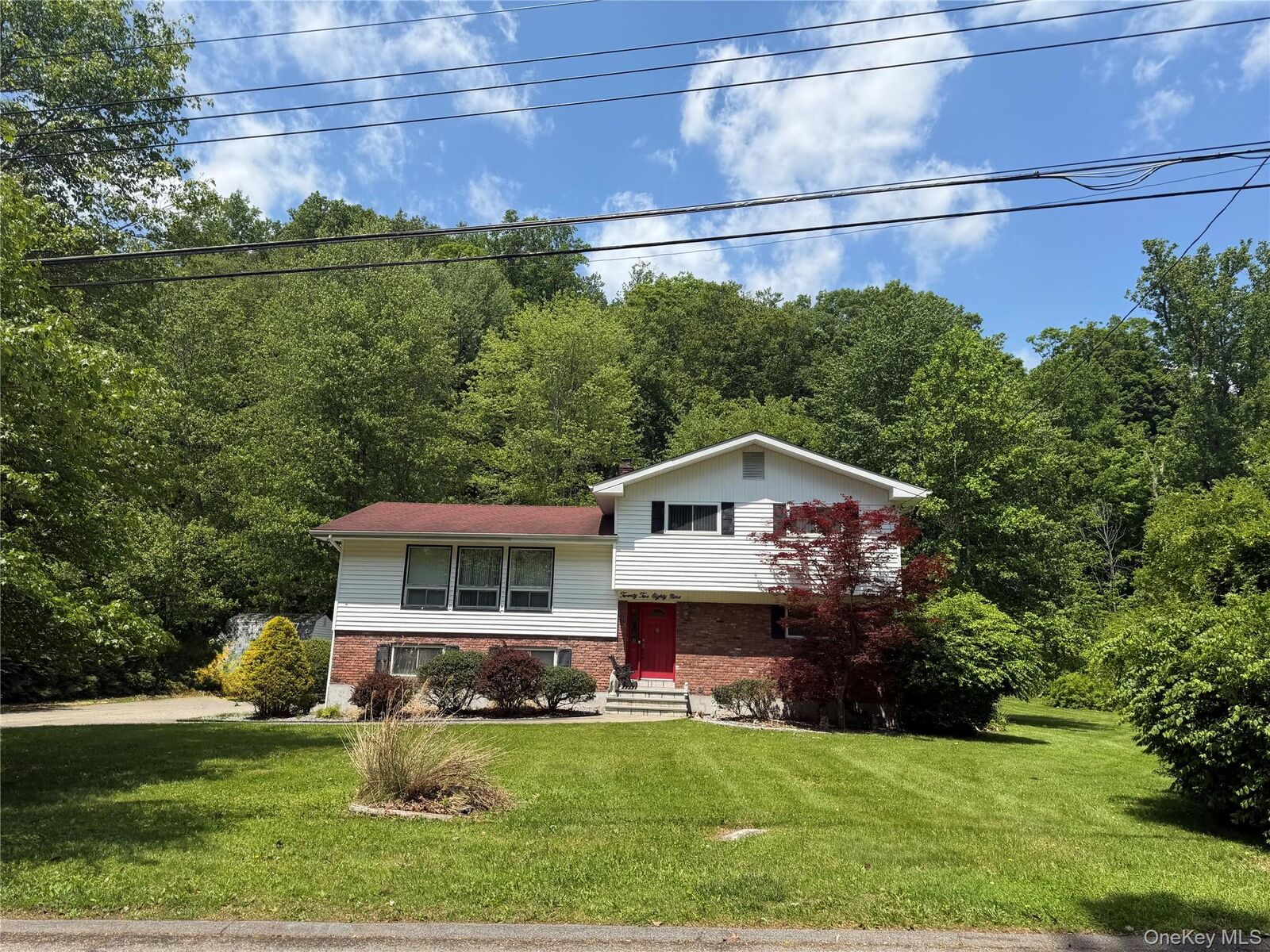 Property Photo: 2289 Sultana Drive NY 10598