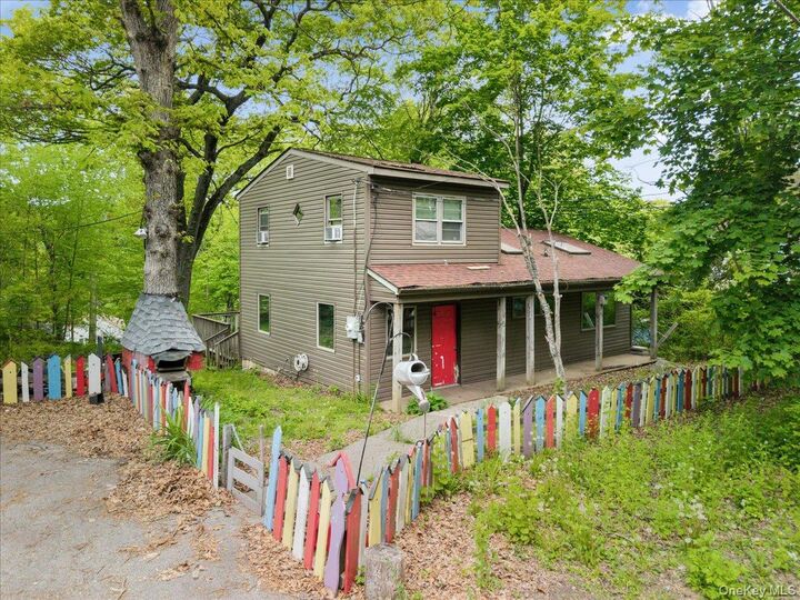 Property Photo:  29 Cedar Ledges  NY 10579 