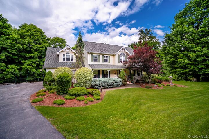 Property Photo:  18 Windmill Court  NY 10950 