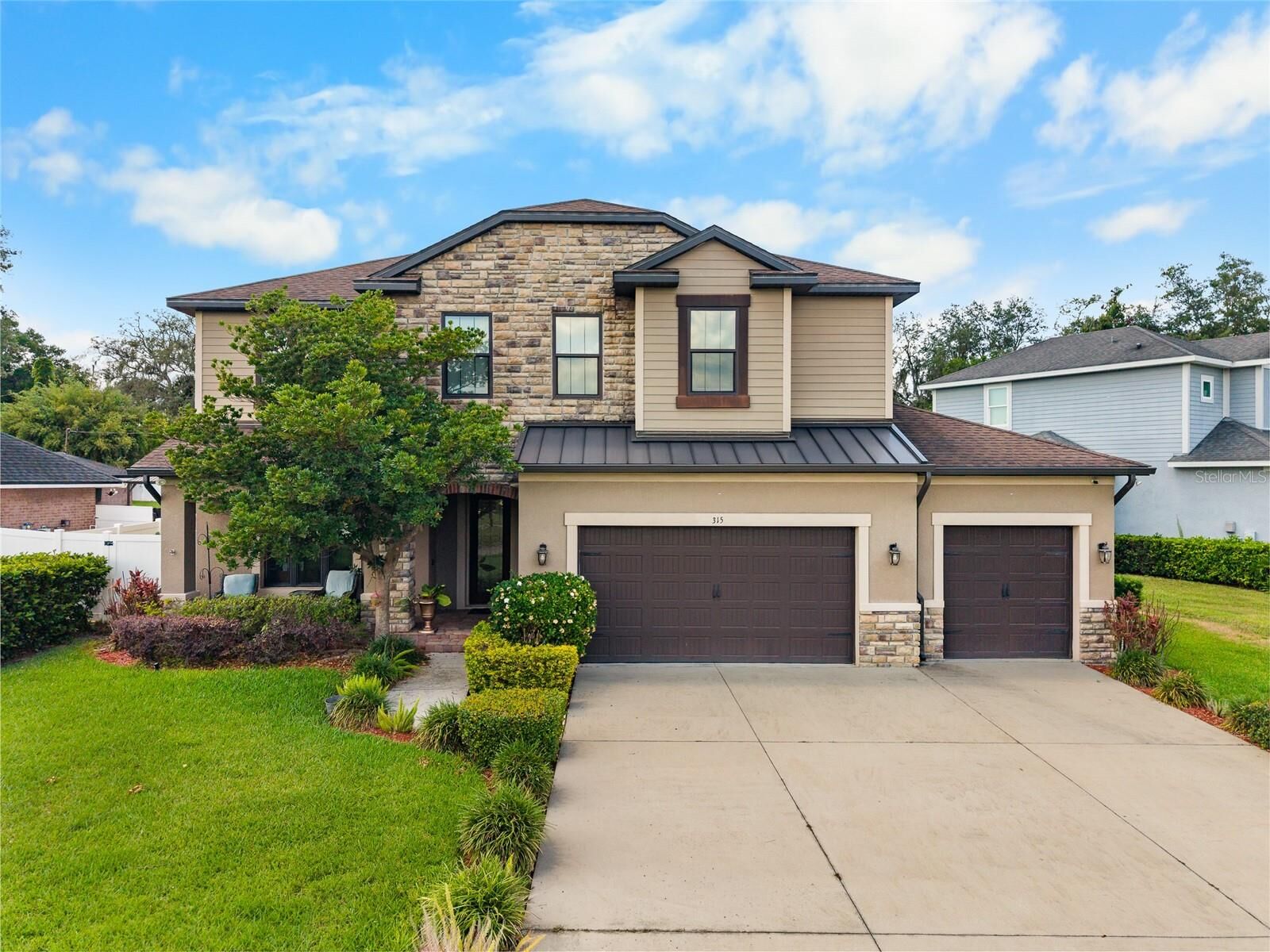 Property Photo:  315 S Glen Arven Avenue  FL 33617 
