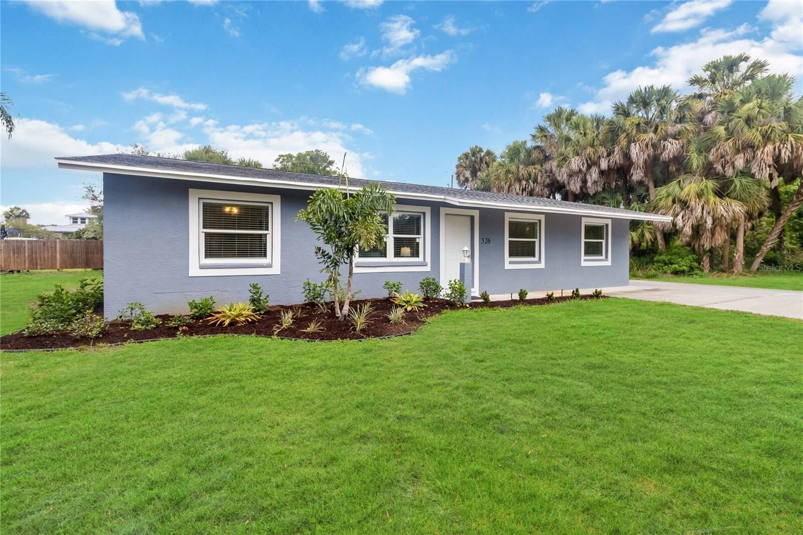 Property Photo: 526 Conrad Road FL 34293