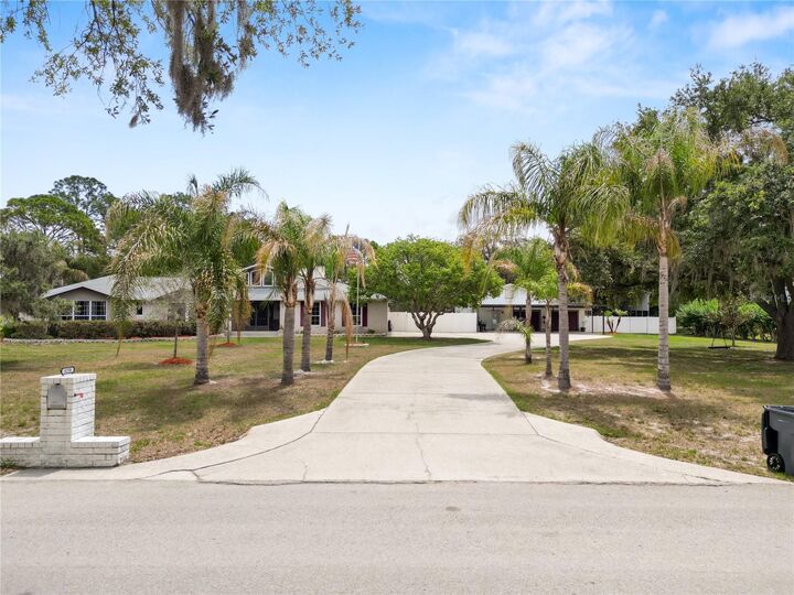 Property Photo: 6230 Forestwood Drive W FL 33811