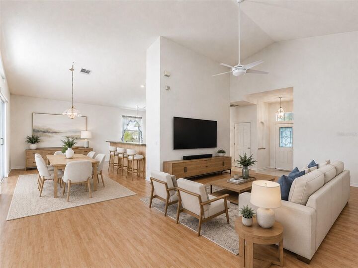 Property Photo:  4215 Greenwich Court  FL 34711 