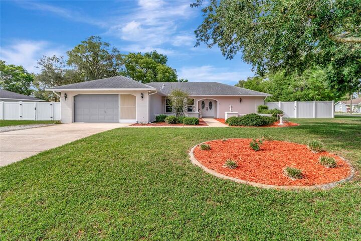 Property Photo:  10412 Avila Street  FL 34608 