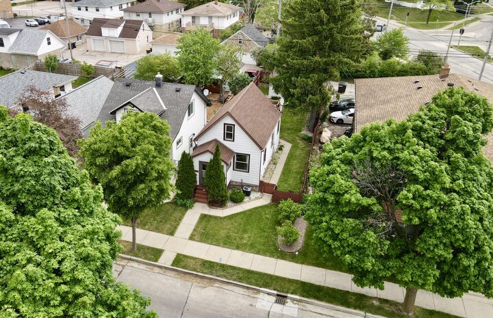 Property Photo:  2068 S 68th St  WI 53219 