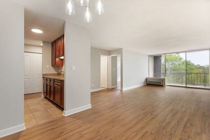 Property Photo:  1043 S York Road 310  IL 60106 