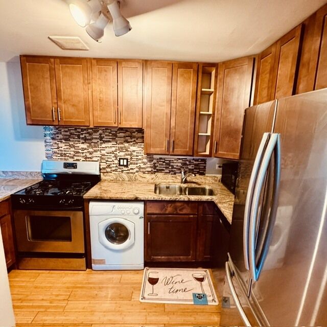 Property Photo:  5306 N Cumberland Avenue 507  IL 60656 