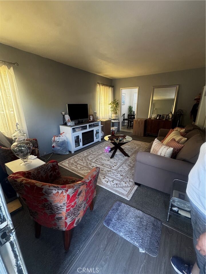 Property Photo: 8977 Bryson Avenue CA 90280