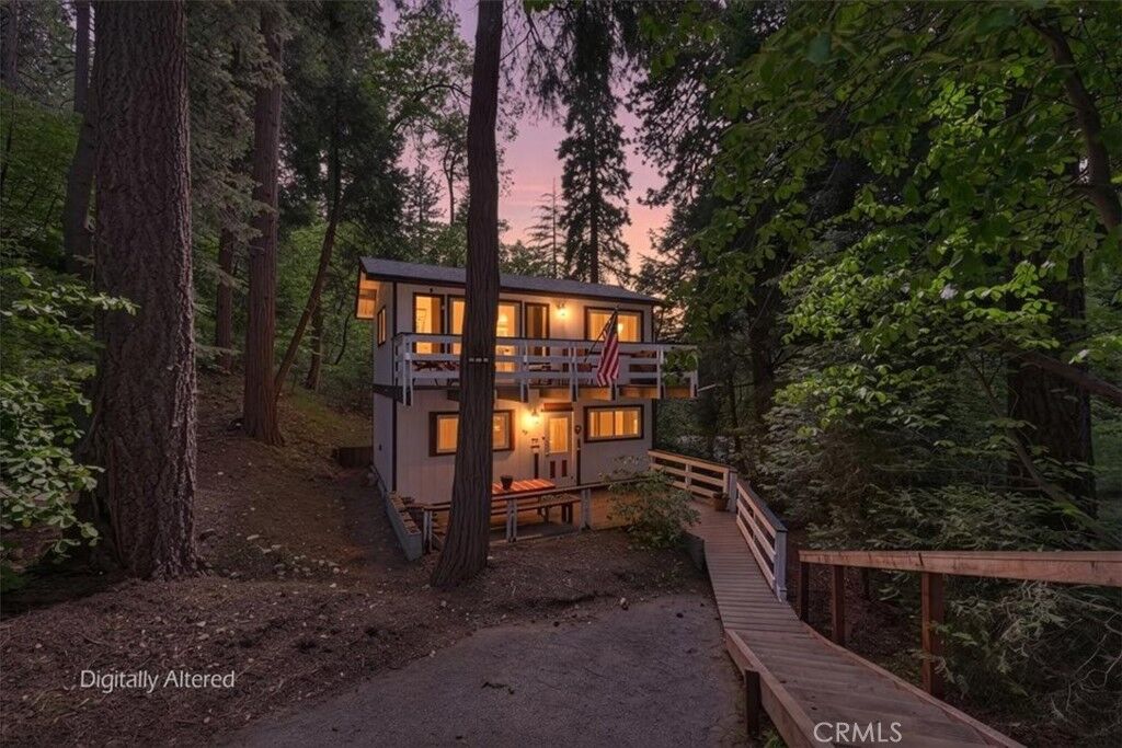 Property Photo: 802 Knight Court CA 92352