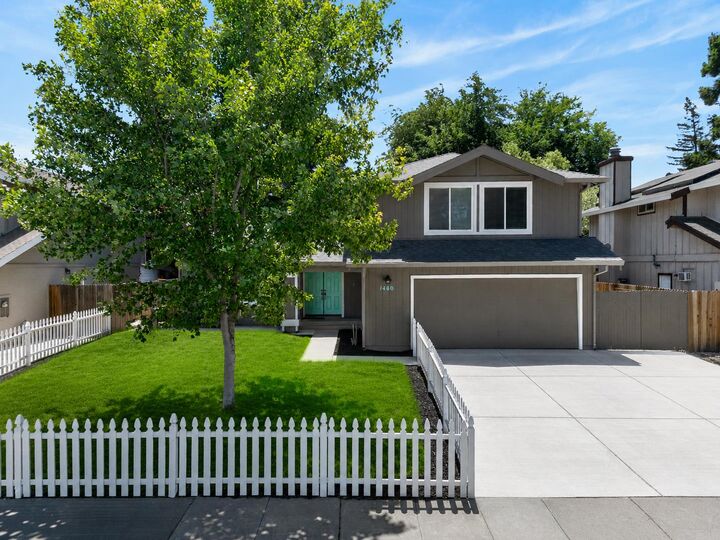Property Photo:  1480 Woodland Oaks Way  CA 95833 