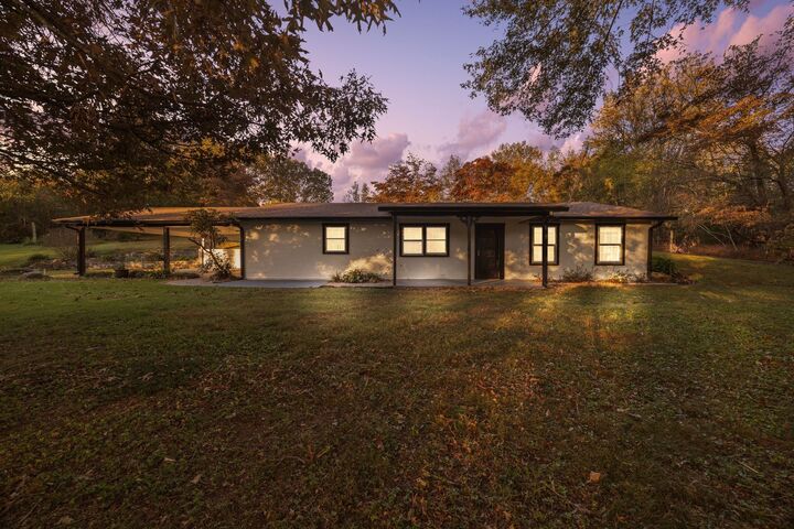 Property Photo:  133 Mockerson Rd  TN 38468 