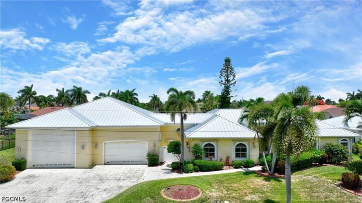 Property Photo: 2313 SW 53rd Terrace FL 33914