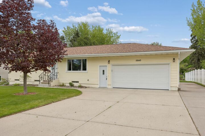 Property Photo:  5840 Rolling Ridge Road  MN 56303 
