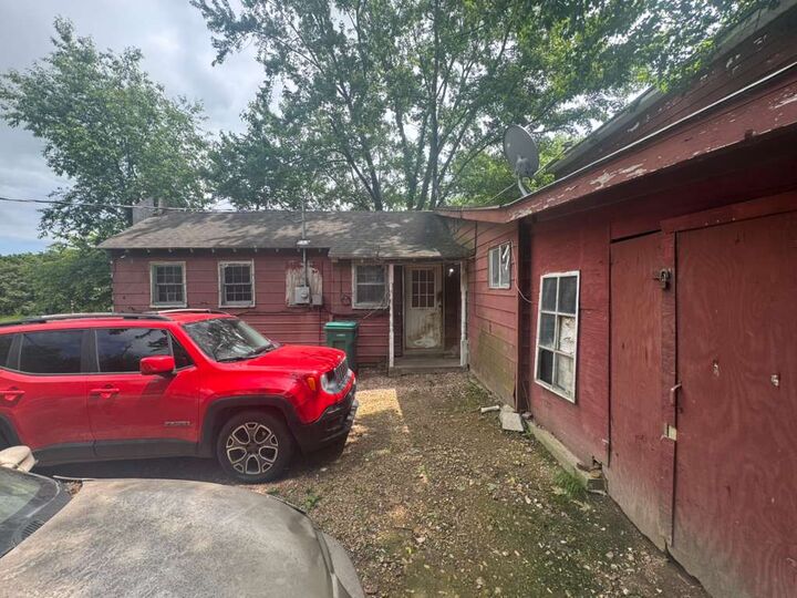 Property Photo:  635 Hill Avenue  AR 72722 