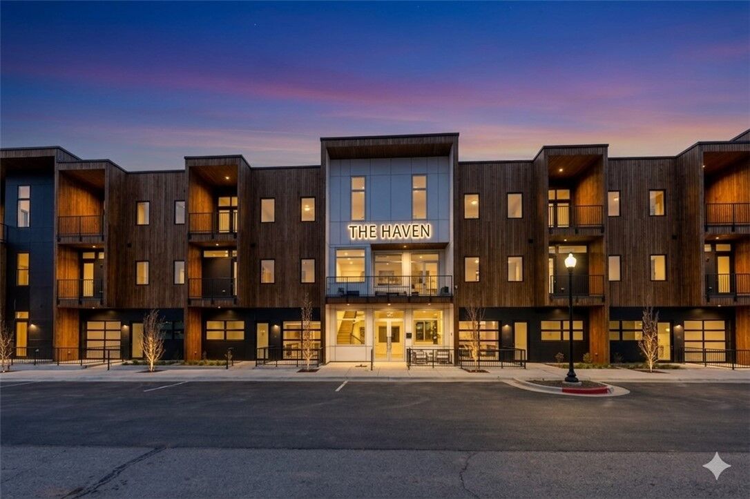 Property Photo:  905 SE 4th Street 314  AR 72712 