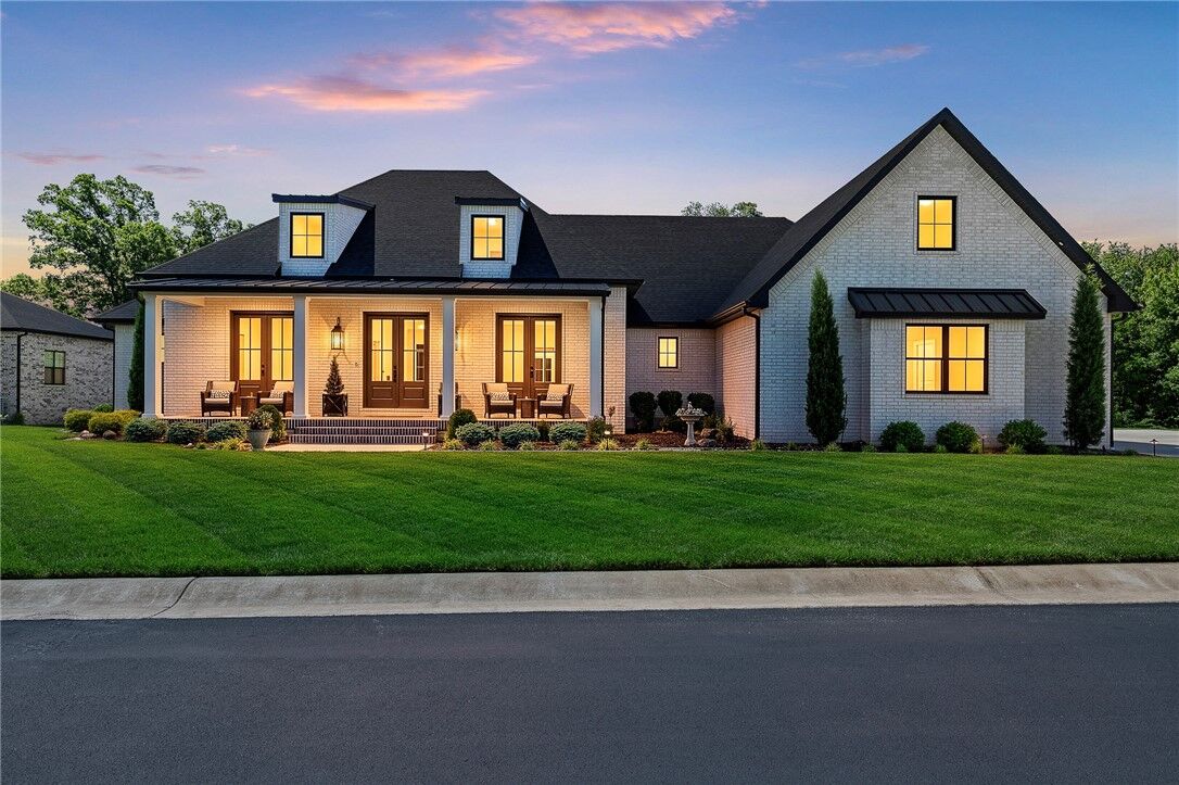 Property Photo:  312 Copper Oaks  MO 64834 