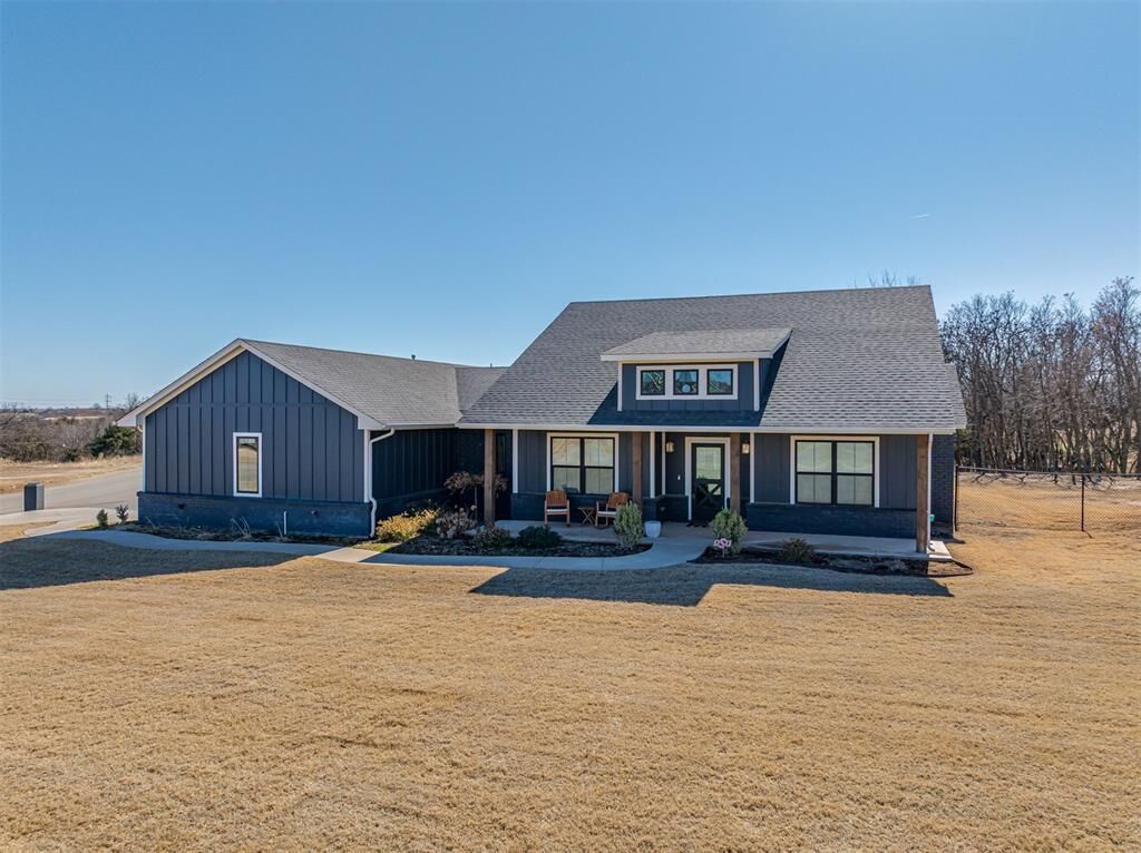 Property Photo:  14675 Rose Tree Court  OK 73078 