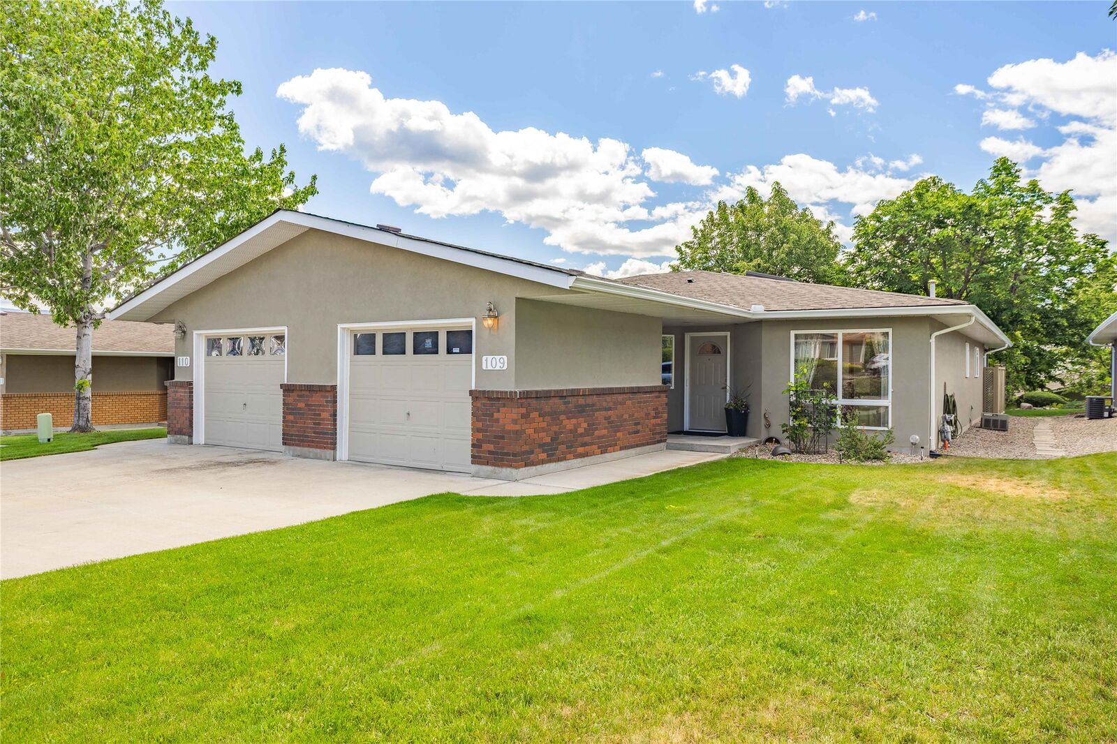Property Photo: 4035 Gellatly Road S 109 BC V4T 1R7