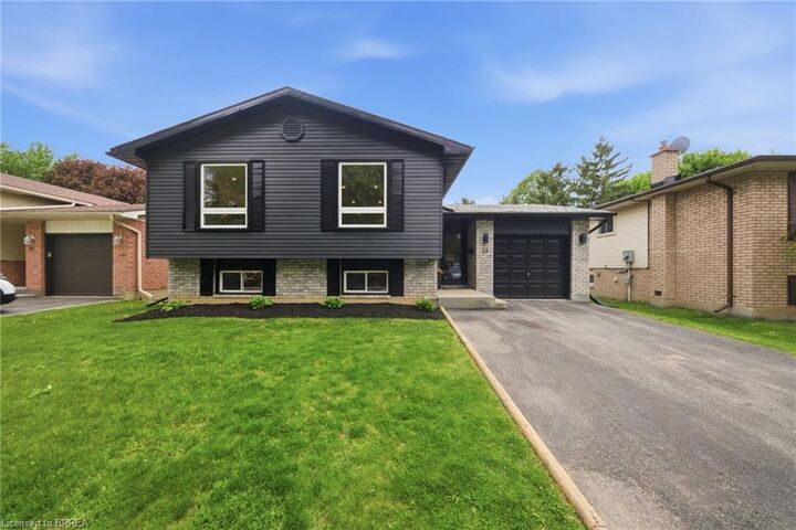 Property Photo: 23 Myrtleville Drive ON N3V 1B8