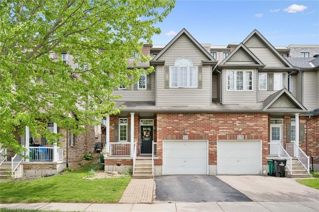 Property Photo: 973 Creekside Drive ON N2V 2W5