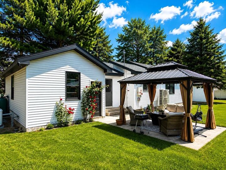 Property Photo:  412 West St  MA 01453 